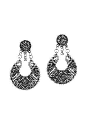Queen Be  Oxidised Fusion Chandbali