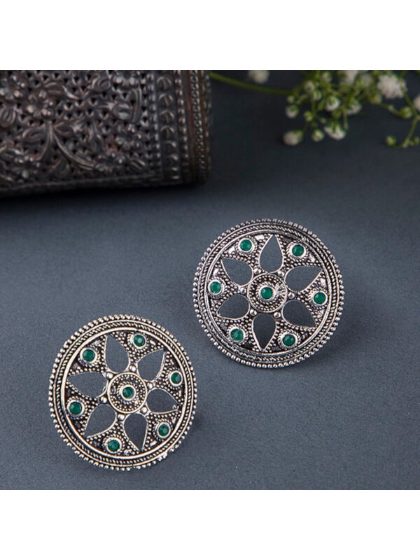 Queen Be  Oxidised Flower Round Studded Tops