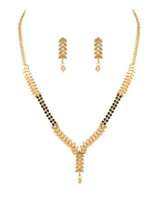 Queen Be  Gold Leaf Mangalsutra Set